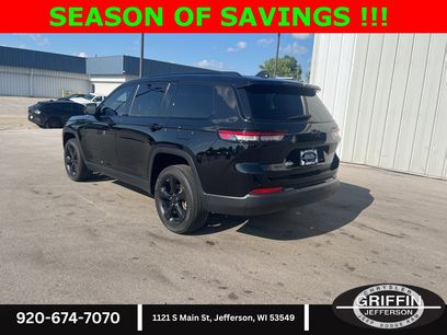 Used 2023 Jeep Grand Cherokee L Laredo