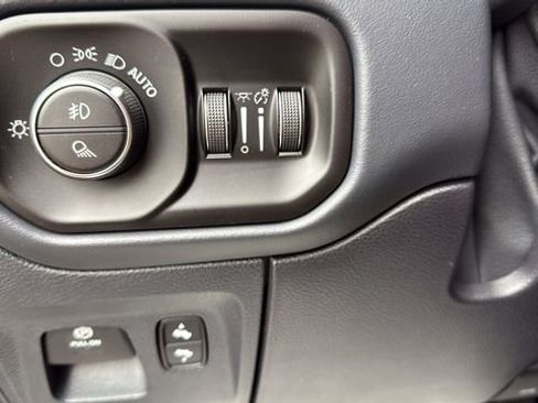 Used 2020 RAM 1500 Limited w/ Trailer Tow Group image 35