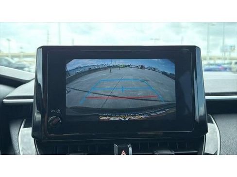Used 2024 Toyota Corolla LE FWD image 27
