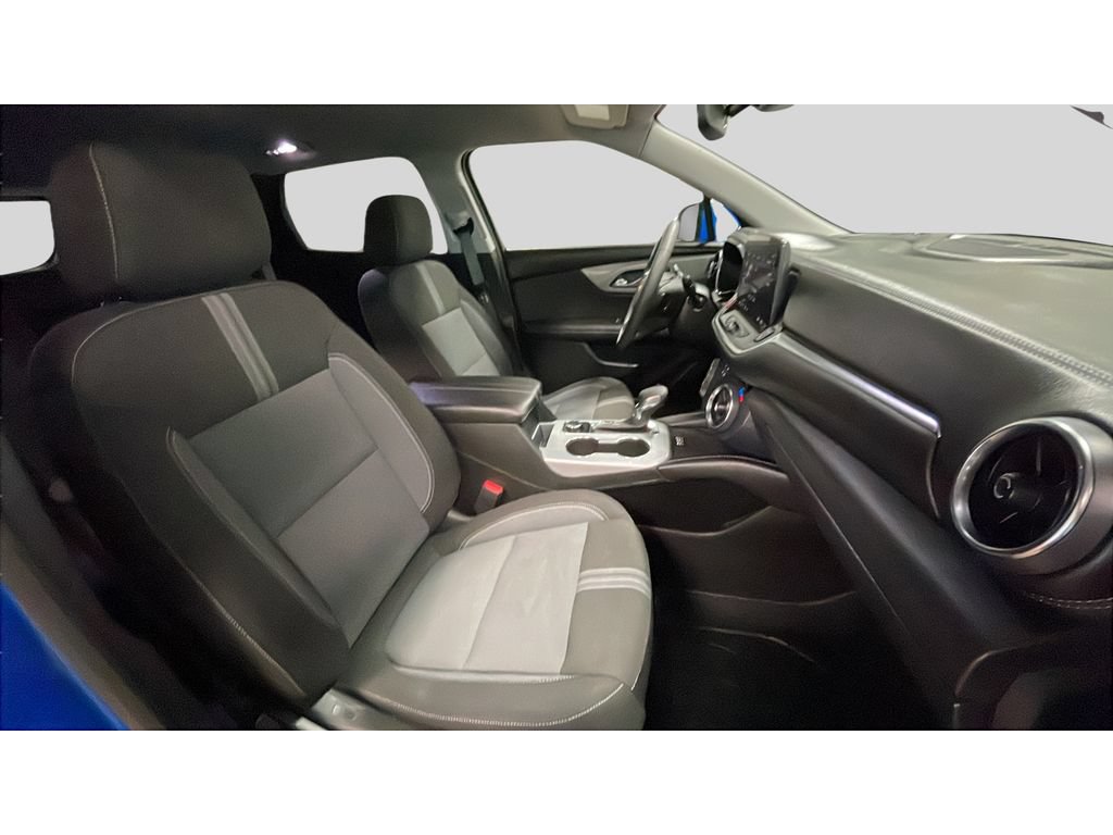 Used 2024 Chevrolet Blazer LT w/ Convenience Package FWD image 17