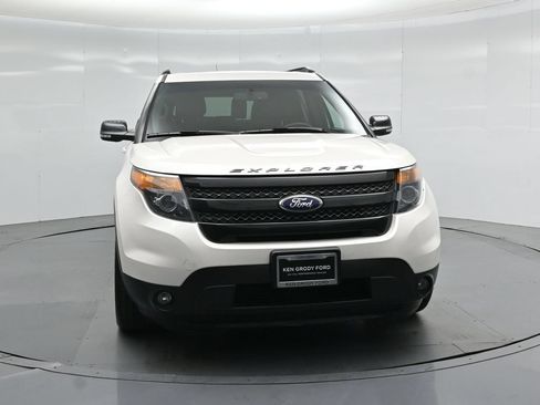 Used 2015 Ford Explorer Sport w/ Equipment Group 401A AWD/4WD image 50