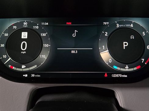 Used 2023 Land Rover Range Rover Sport SE Dynamic image 33