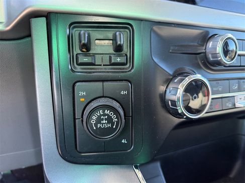 Certified 2022 Ford F150 XLT w/ Equipment Group 302A High image 17