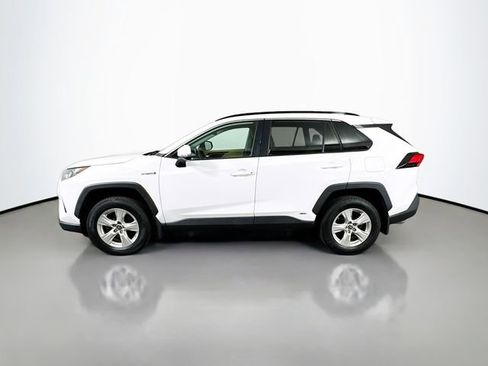Used 2021 Toyota RAV4 LE w/ Carpet Mat Package (TMS) AWD/4WD image 3