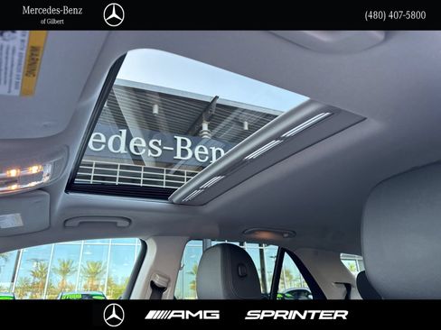 Used 2025 Mercedes-Benz GLE 350 4MATIC image 16