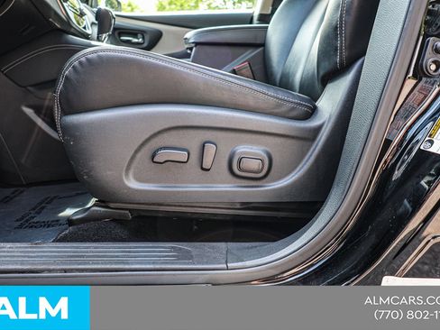 Used 2024 Nissan Murano SV AWD/4WD image 19