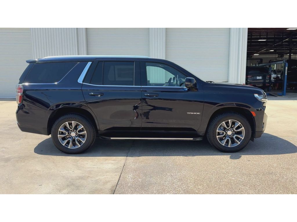 Used 2023 Chevrolet Tahoe LT w/ LT Signature Package RWD image 9