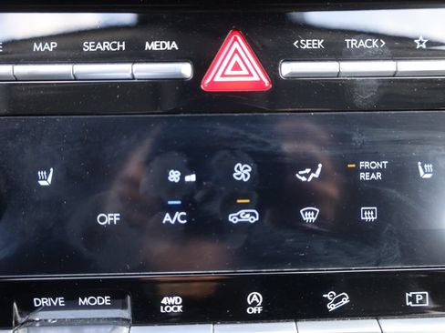 Used 2026 Hyundai Santa Fe SEL AWD/4WD image 44