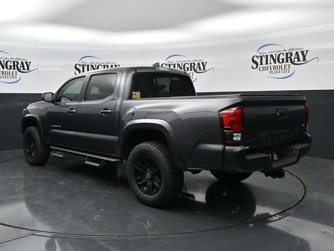 Used 2019 Toyota Tacoma SR5 RWD image 5