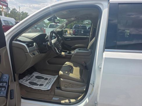 Used 2018 GMC Yukon XL SLT w/ HD Trailering Package RWD image 5