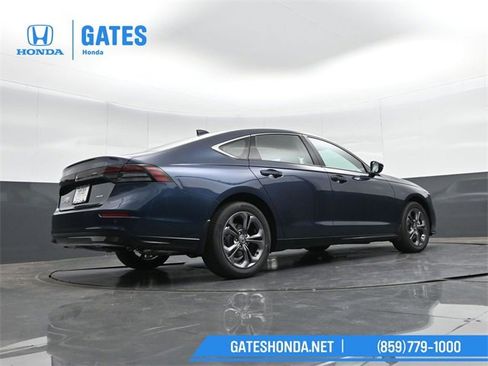 New 2025 Honda Accord EX-L image 31