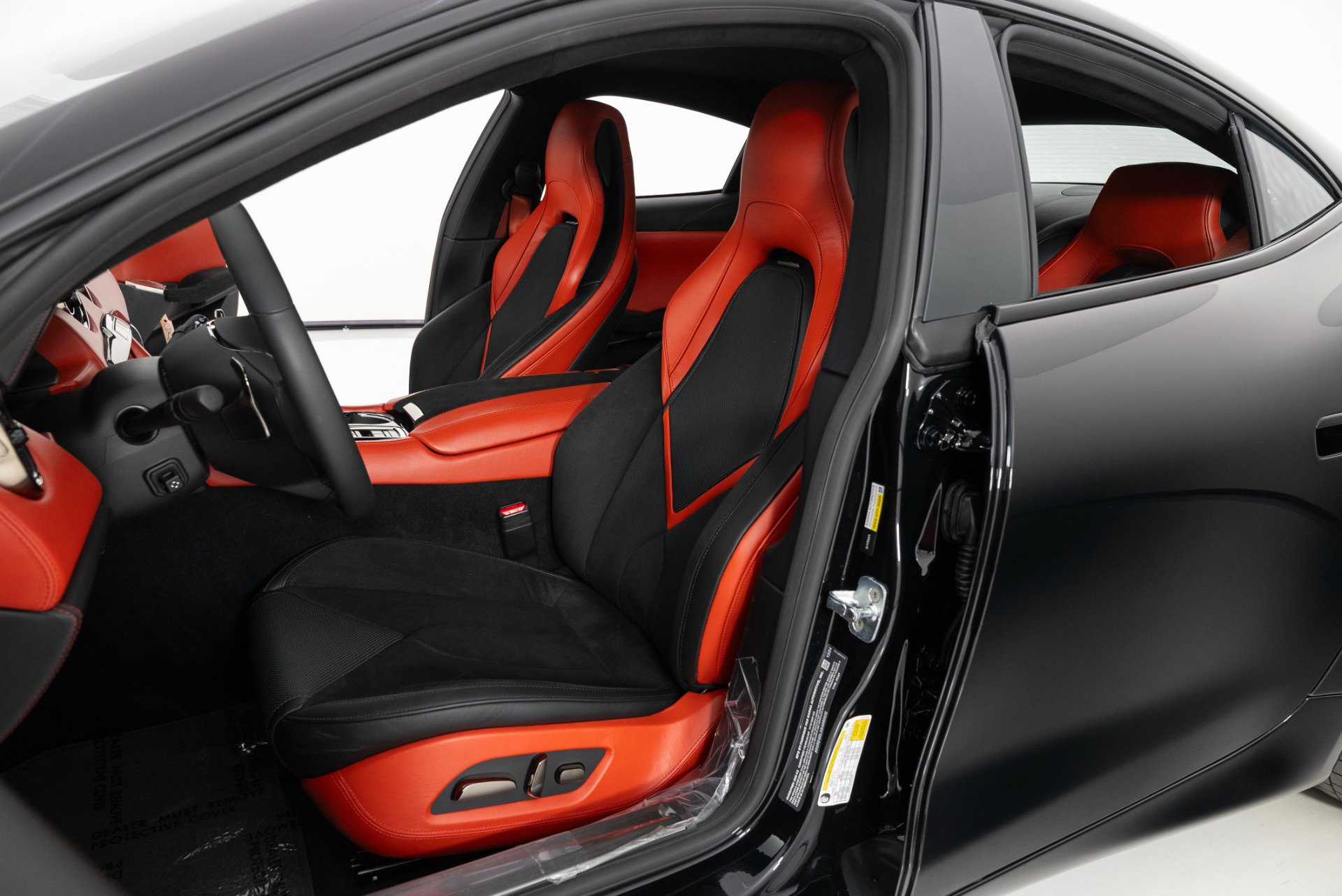 Used 2025 Karma Revero Luxury RWD image 14