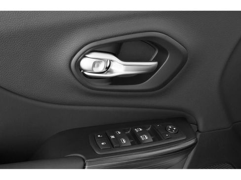 Used 2015 Jeep Cherokee Limited w/ Luxury Group AWD/4WD image 63