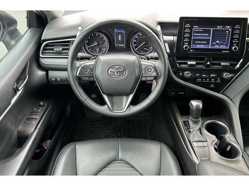 Certified 2022 Toyota Camry SE FWD image 15