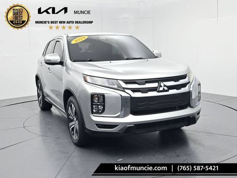 Used 2024 Mitsubishi Outlander Sport SE AWD/4WD image 2