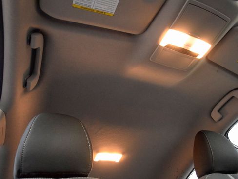 Used 2024 Nissan Sentra SV image 24