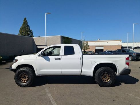 Used 2016 Toyota Tundra SR w/ Tow Package image 8