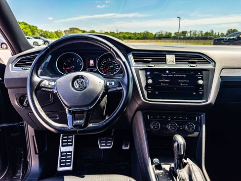 Used 2021 Volkswagen Tiguan SEL AWD/4WD image 10