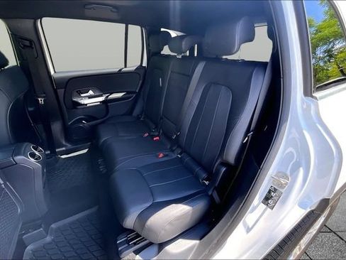 Certified 2023 Mercedes-Benz GLB 250 4MATIC image 25