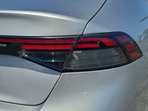 Certified 2025 Honda Accord LX image 8