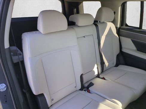 New 2026 Hyundai Santa Fe SE FWD image 18