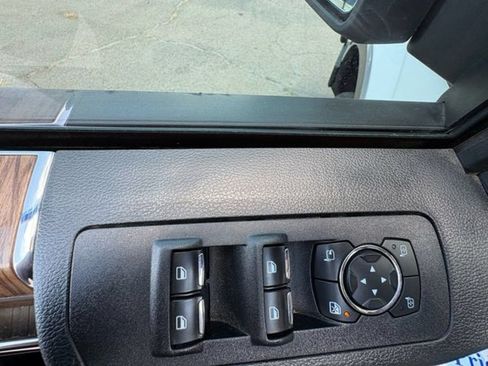 Used 2019 Ford F150 Lariat w/ Equipment Group 501A Mid AWD/4WD image 13