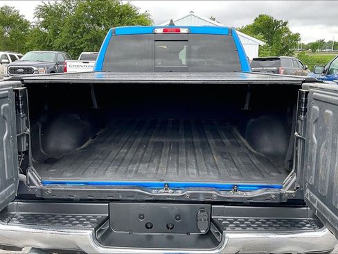 Used 2022 RAM 1500 Laramie AWD/4WD image 9