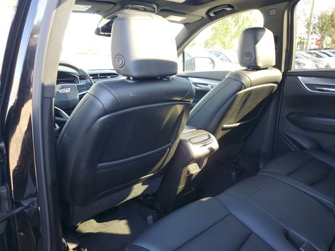 Used 2022 Cadillac XT6 Luxury image 8