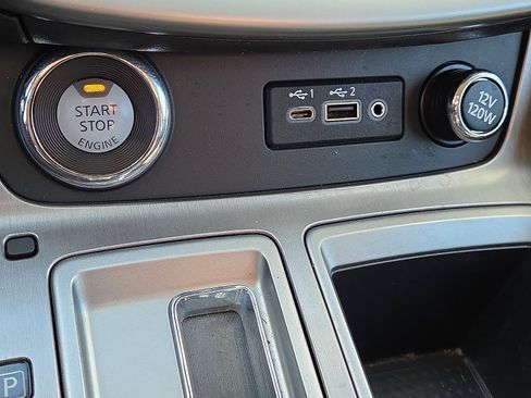 Used 2023 Nissan Murano S image 14