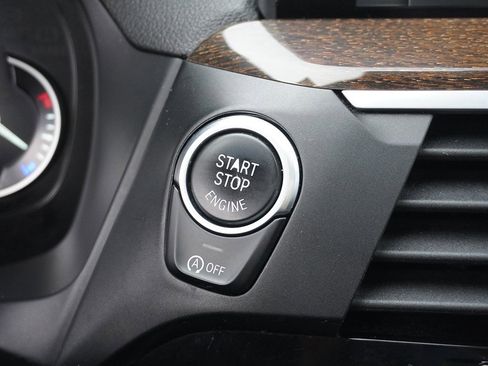 Used 2019 BMW X3 xDrive30i w/ Convenience Package image 45