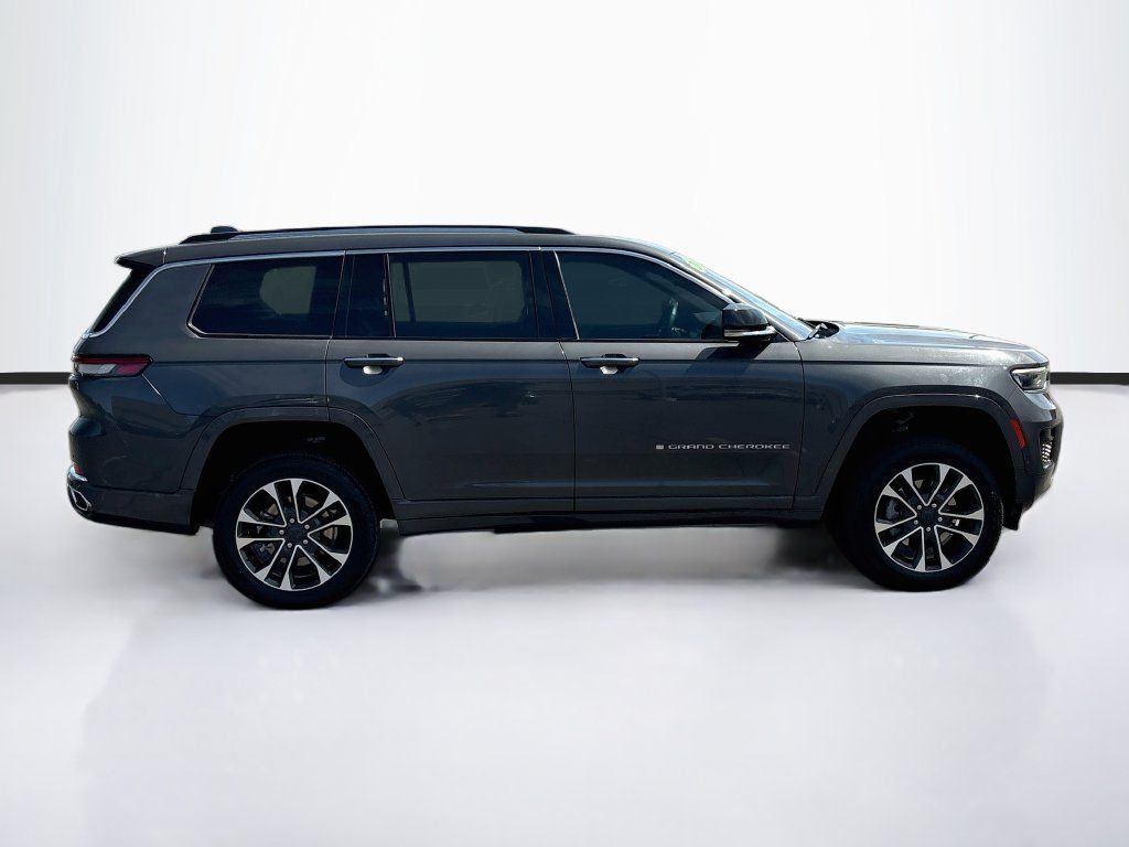 Used 2022 Jeep Grand Cherokee L Overland AWD/4WD image 4