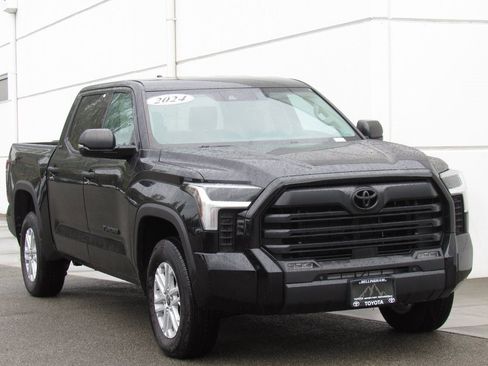 Used 2024 Toyota Tundra SR5 image 2