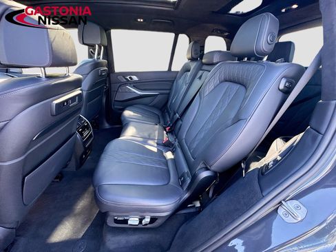 Used 2021 BMW X7 xDrive40i w/ Executive Package image 33