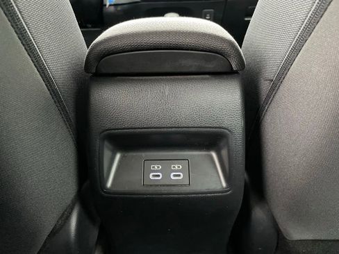 Used 2024 Toyota Corolla LE FWD image 27