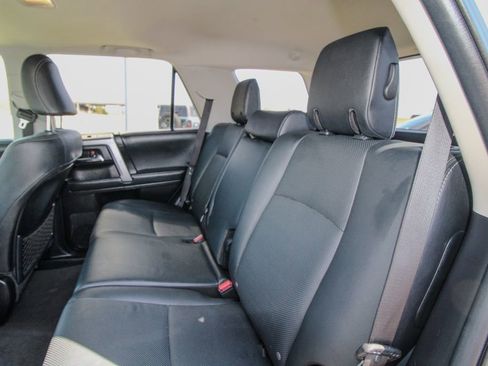 Used 2022 Toyota 4Runner Limited image 9