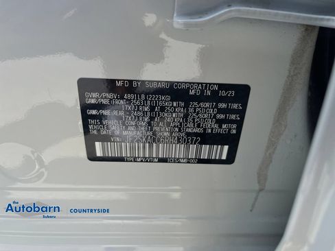 Used 2024 Subaru Forester Premium AWD/4WD image 29