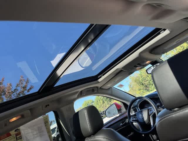 Used 2015 Cadillac SRX Performance AWD/4WD image 18