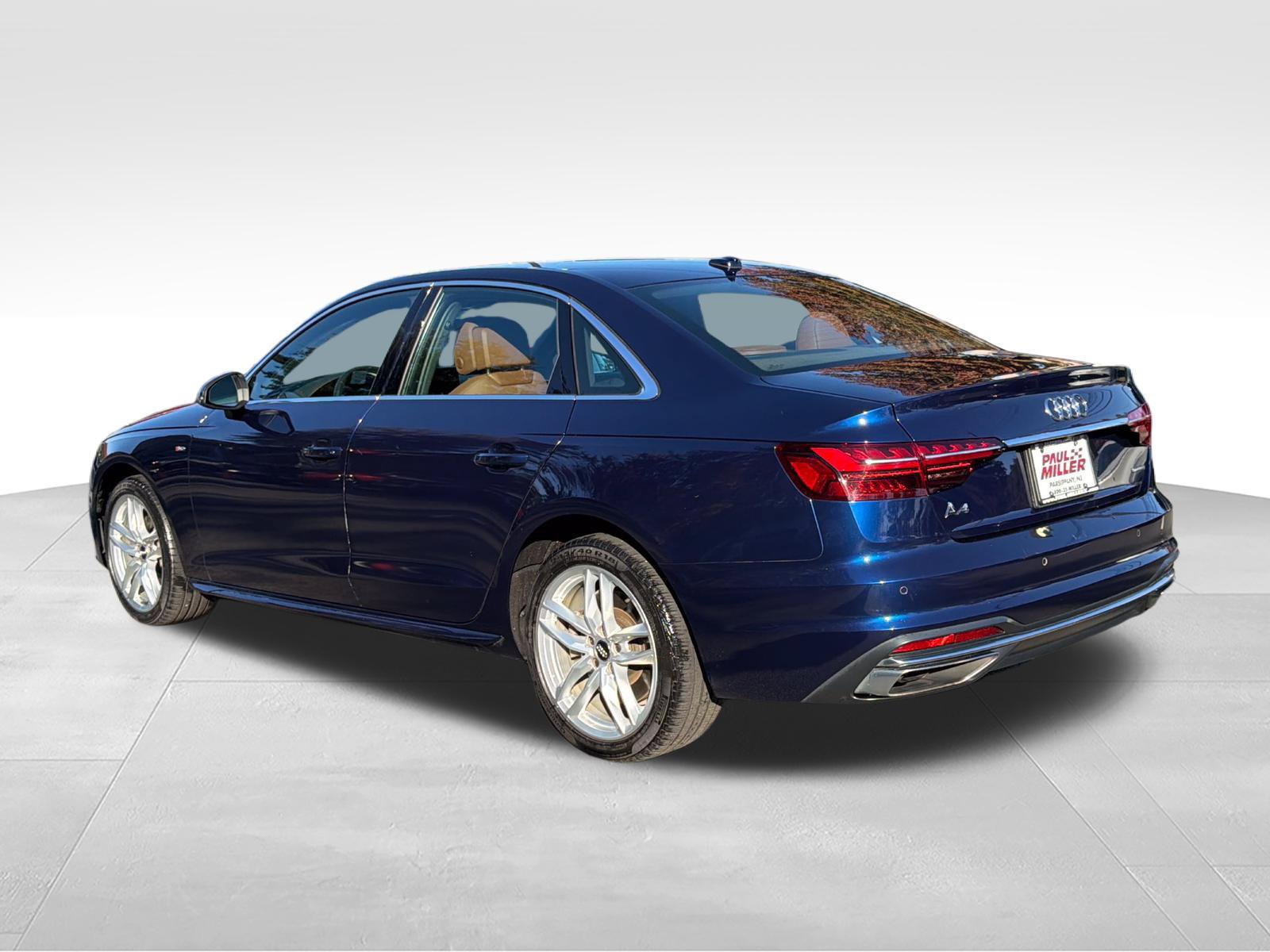 Used 2020 Audi A4 2.0T Premium Plus AWD/4WD image 5