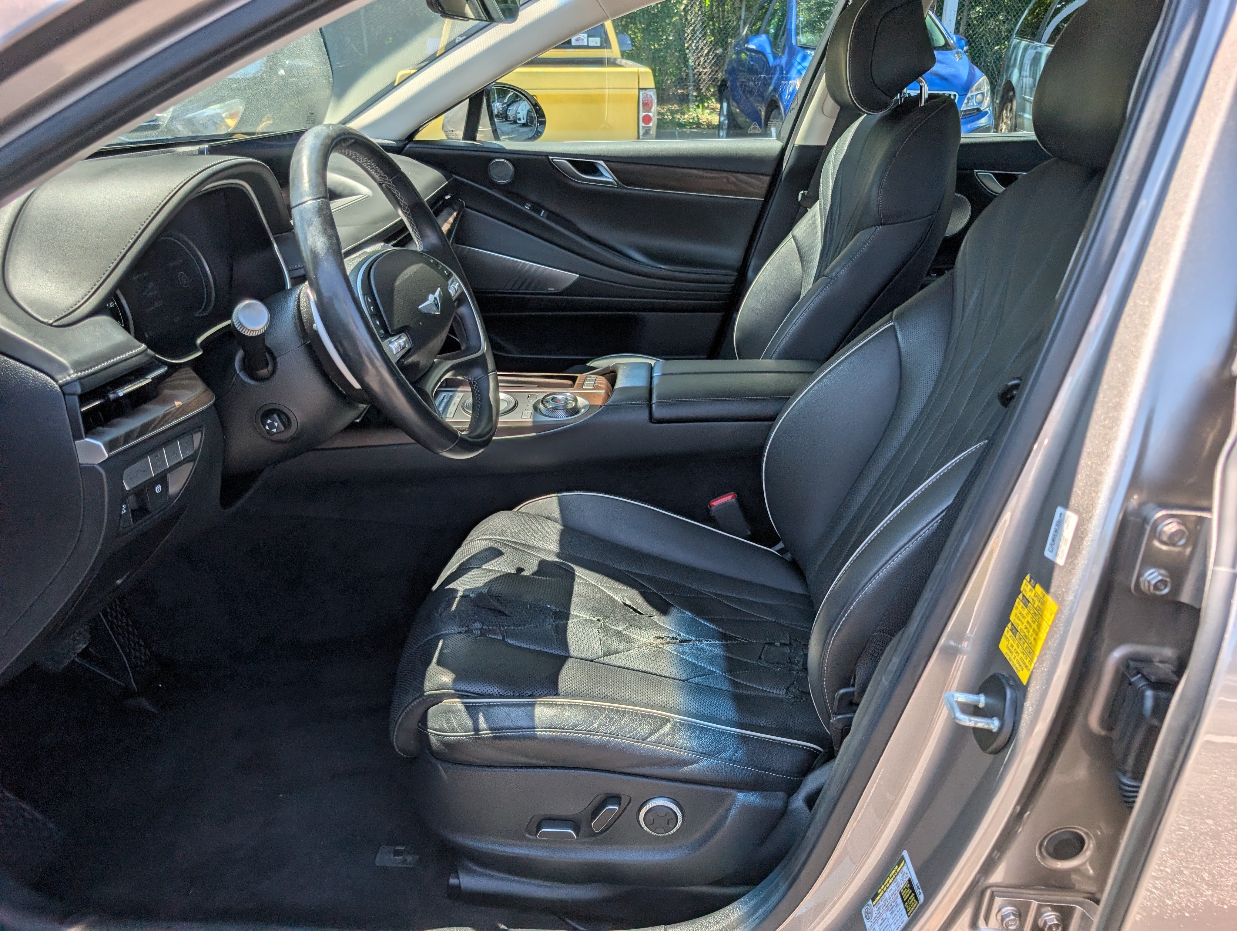 Used 2021 Genesis G80 3.5T AWD/4WD image 18