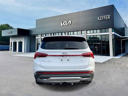 Used 2023 Hyundai Santa Fe Limited image 7
