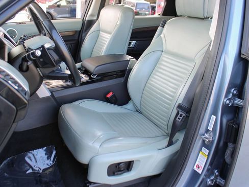 Used 2019 Land Rover Discovery HSE Luxury AWD/4WD image 15