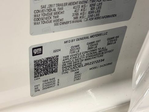 Certified 2024 Chevrolet Silverado 1500 High Country w/ Technology Package image 24