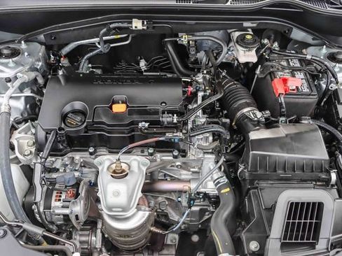 Used 2025 Honda HR-V LX image 29