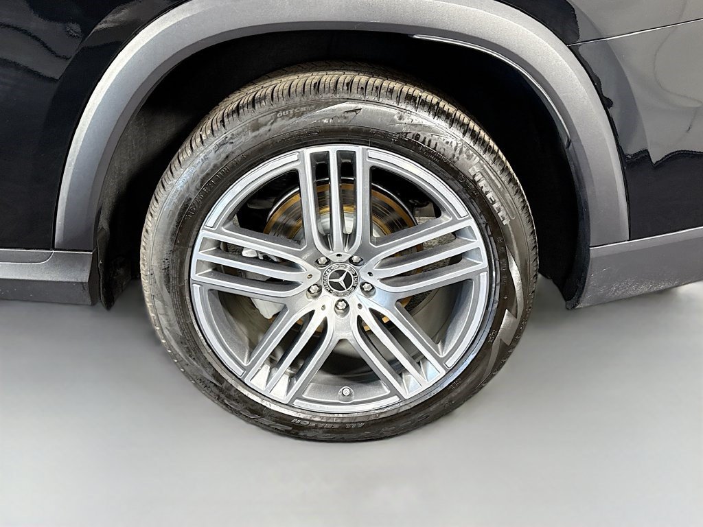 Used 2025 Mercedes-Benz GLS 450 4MATIC image 36