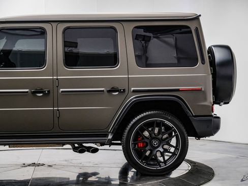 Used 2025 Mercedes-Benz G 63 AMG 4MATIC image 9