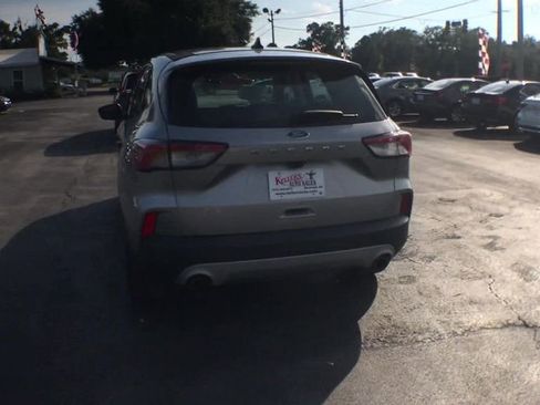 Used 2022 Ford Escape S image 7