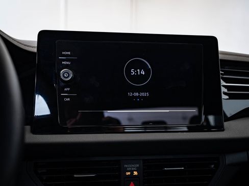 Used 2025 Volkswagen Jetta Sport image 29