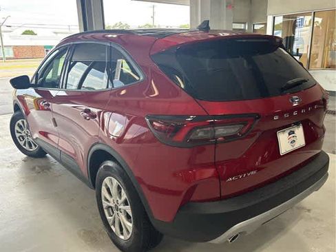 New 2025 Ford Escape Active w/ Tech Pack #1 image 4