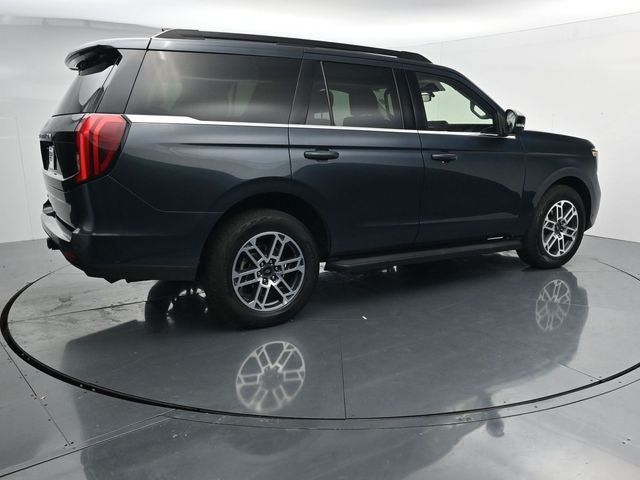 Used 2025 Ford Expedition Active AWD/4WD image 10
