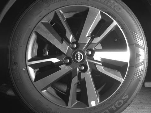 Used 2025 Nissan Versa SV FWD image 12